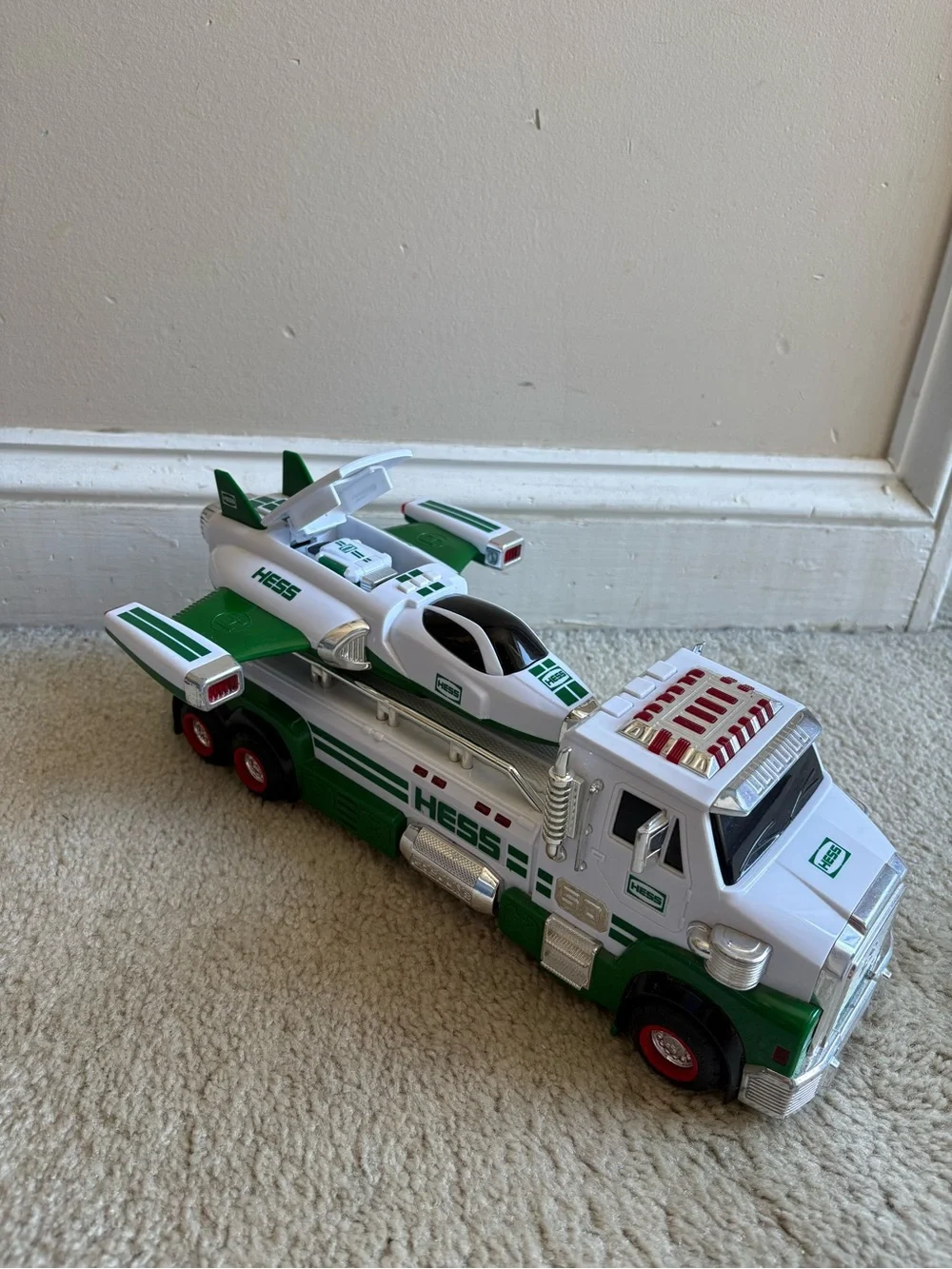 Hess truck with space cruiser and scout